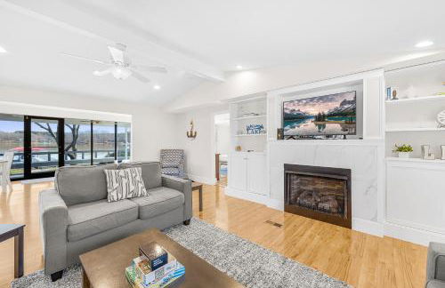 300 Degree Views, NEW HotTub, Firepit, Lighthouse - Foto 33