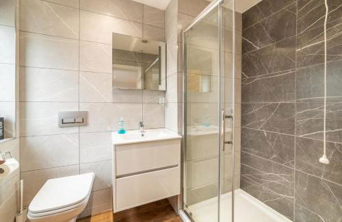 Gardd Y Llys Luxurious Family Retreat with amazing views - Foto 15