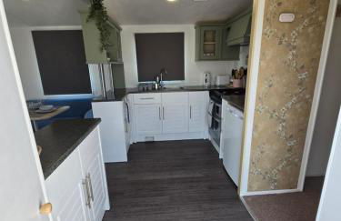 FI005 Loomy Escapes Caravan at St Osyth Beach Essex - Foto 6