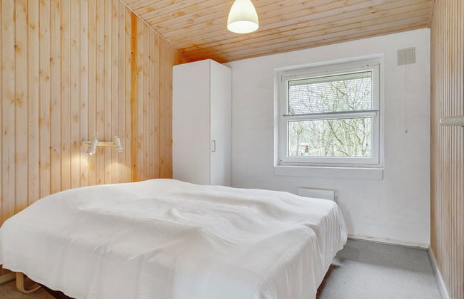 4 bedroom House in Toftlund with terrace - Photo 12