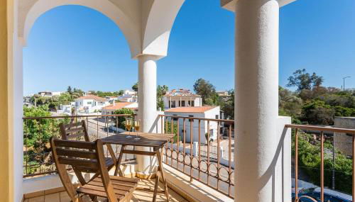 Host Wise - Lively Charming Apartment w Pool - Foto 2