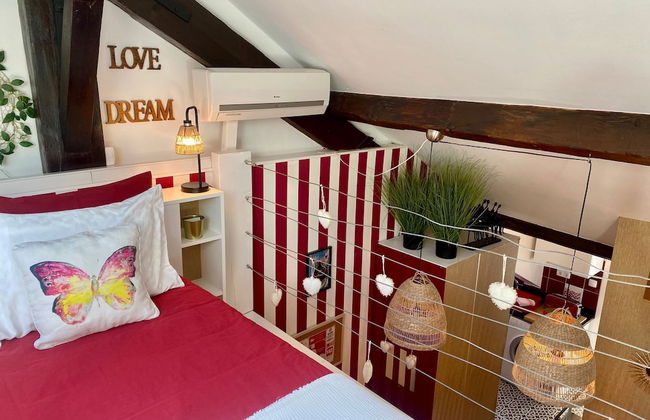 Studios with Mezzanine Rua da Moeda - Foto 40