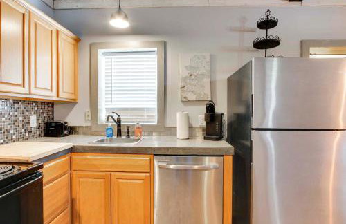 2 Mi to Self Regional MC Updated Apartment - Foto 14