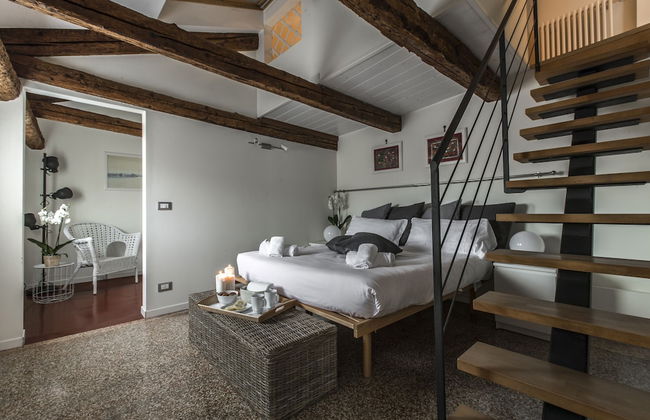 Design District Apartment R&R - Photo 3