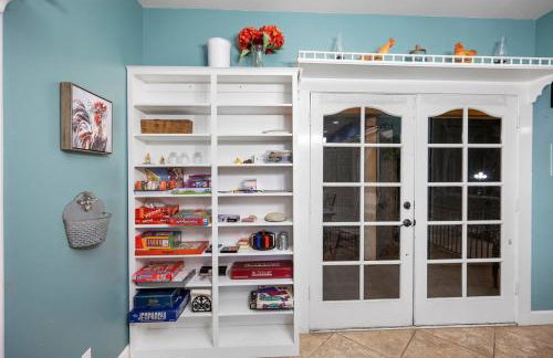 Waterfront & Pet-friendly 3-Acre Home with fire-pit - Photo 9