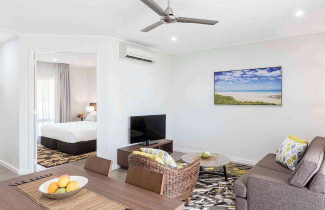 Oaks Cable Beach Resort - Photo 4