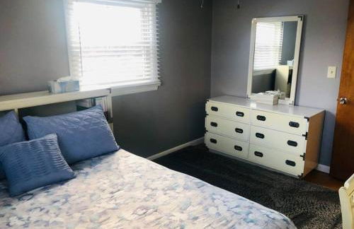 Family-Friendly Home CLOSE to SYR Univ DWNTWN & THE DOME! Location Location Location - Foto 15