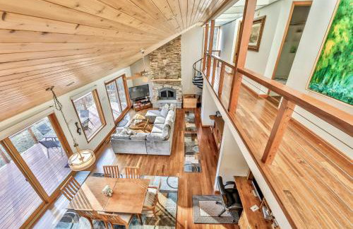 Mountain house w/ stunning views & gourmet kitchen - Foto 1