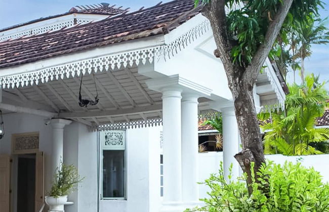 Beverly Villa - Photo 5