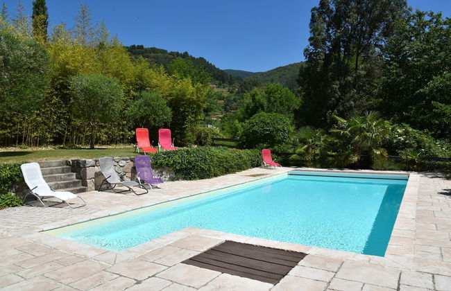 Lovely House With Grass Garden, Shared Swimmingpool, Next to the River Ardeche - Foto 63