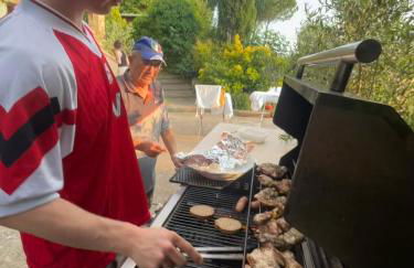 Magical Villa di Gioia Large 6-Bedroom Family Villa with Breathtaking views, Private Garden and Olive grove - in a Cool Village on the Umbria Tuscany Border - Foto 34