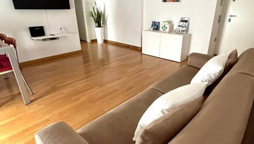 Riva Family Home - Central Apartment - Photo 2