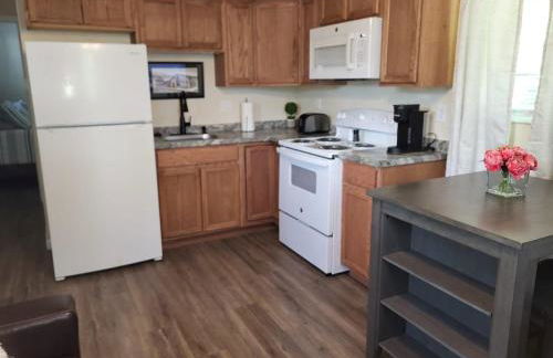 Charming 1BR Efficiency Apt Near TTU & Downtown - Foto 7