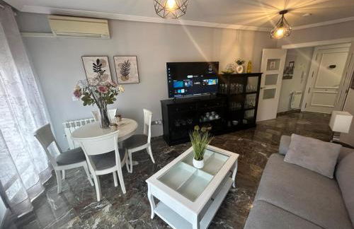 Apartamento en centro ciudad con garaje y aire acondicionado - Foto 1