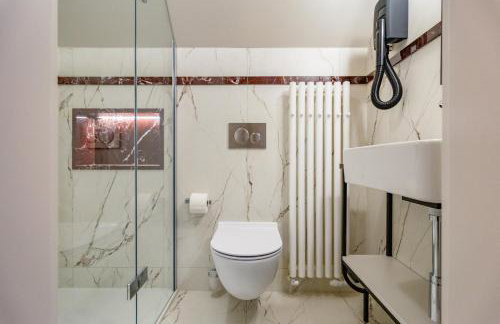 MR 3 Apartments - Photo 24