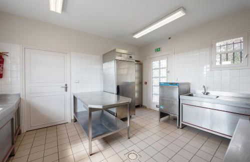 -Maison Calmels-PMR-7 Chambres et 7 SDB - proche Albi - Foto 17