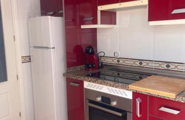 A 5 min Estación de Tren- Patio-Parking y Playa - Foto 12