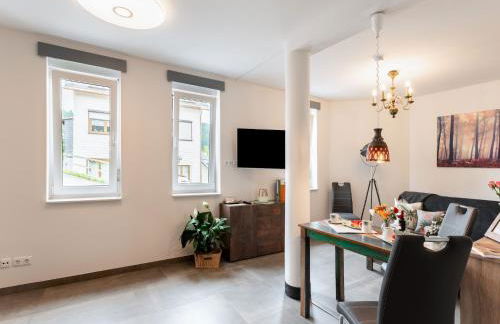 Lovely Apartment in Stützerbach near Forest - Photo 8