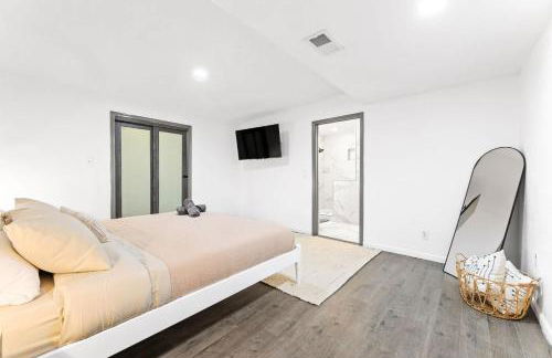 Newly Renovated 6BR 3BA Port Arthur Home with Hot Tub - Foto 17