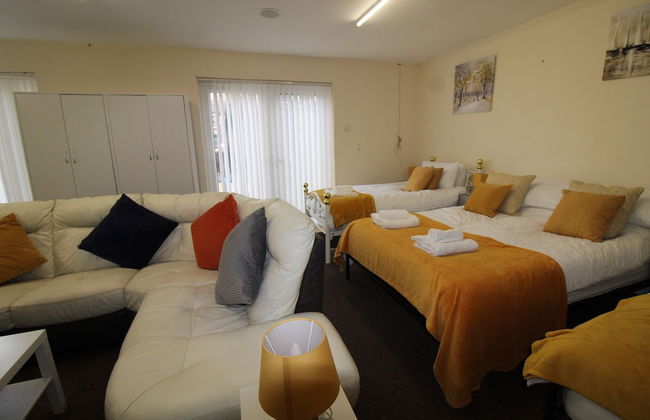 Annex St Ann's - Photo 4