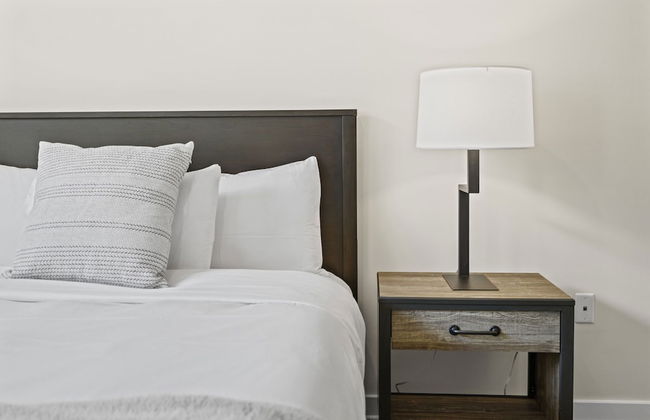 Placemakr Cathedral Heights - Photo 36