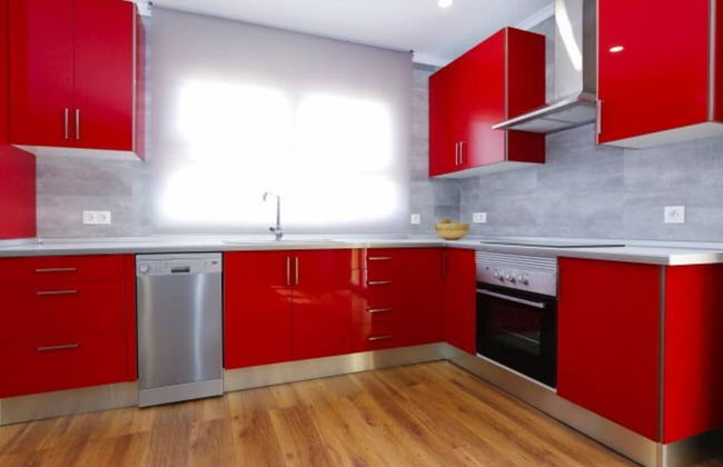 Apartment in Salou with swimming pool and garden - Photo 19