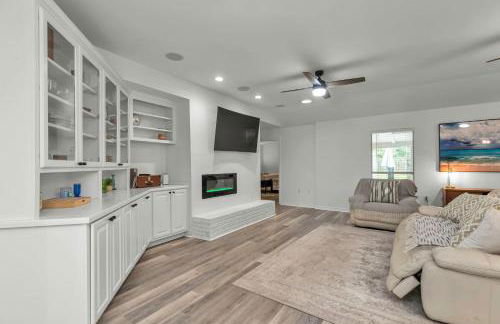 Boat House - Steps to Boat Ramp, Grill & 1 Mile to Beach - Foto 10