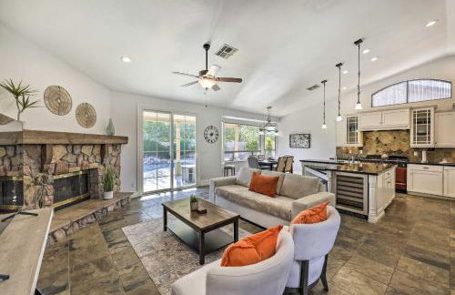 Tee Off, Relax Poolside! Family Home in Scottsdale - Foto 6