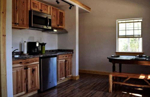 Inviting Family-Friendly Cabin Rental for Four on Flathead Lake in Montana - Foto 10