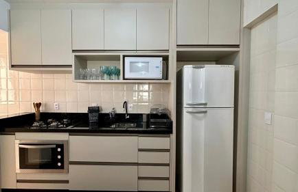 Bombas/ Bombinhas, a 50m do Mar, Apartamento 2 quartos, com churrasqueira na sacada, Ar e Wi-fi - Foto 17
