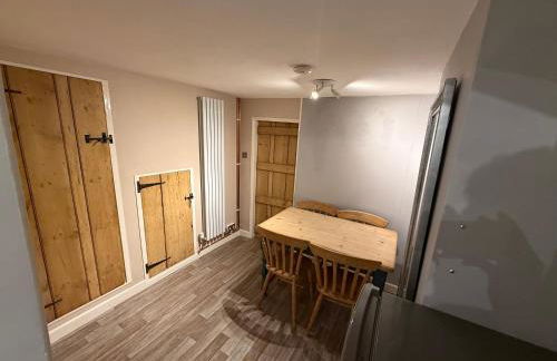 Cosy two bedroom house in eye Suffolk with parking near A140 - Foto 4