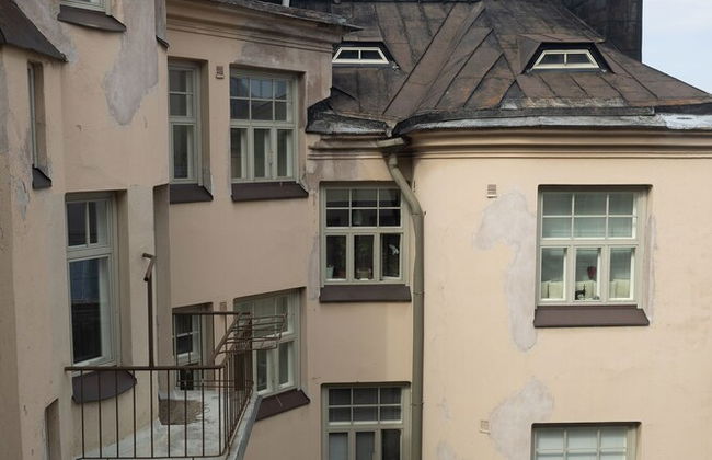 2ndhomes Spacious & Cozy 1BR Home - Photo 20