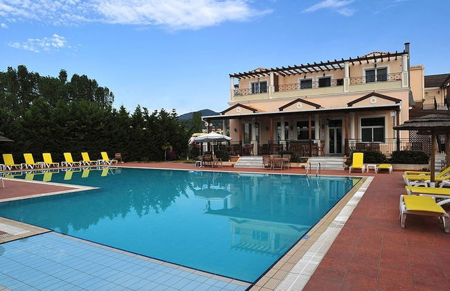 Thinalos Aparthotel - Foto 1