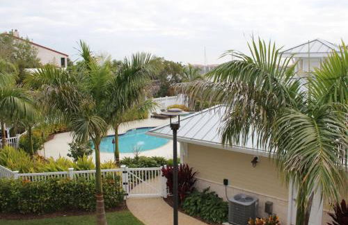 Riverfacing Townhome in The Village at New Smyrna Marina - 19 Old Feger - Foto 25