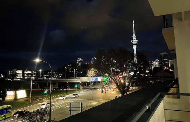 Auckland Luxe Haven - Photo 22