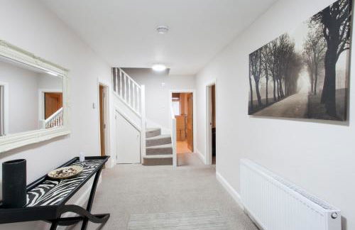 Luxury 2 Bedroom Apartment in Peaceful Location - Foto 19