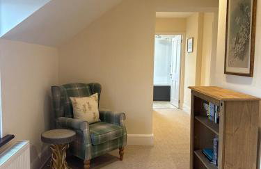 Waterditch Farmhouse - Photo 13