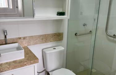 Apartamento vista mar, 2 quartos, garagem - COMPLETO - Foto 24