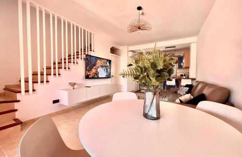 Beach and Golf Holiday Home with private jacuzzi - Foto 18