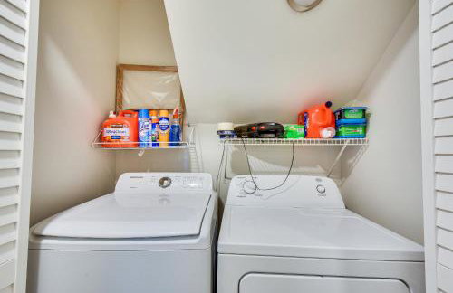 Lake Hartwell Retreat with 2-Tier Dock and Boat Slip! - Foto 20