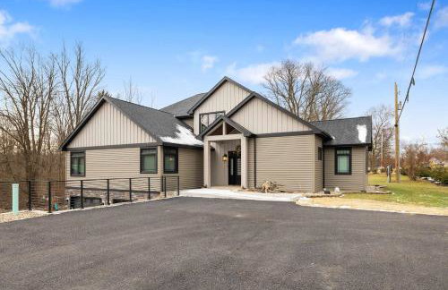 Luxury Modern Lodge Near Fort Wayne with River Views - Foto 41