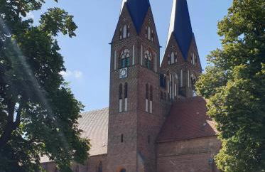 Travel Art Boardinghouse - Photo 26