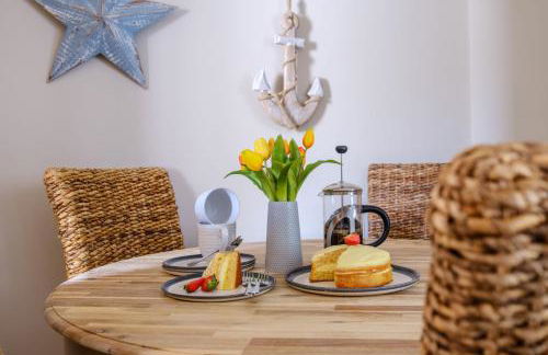 The Bolt Hole - Photo 18