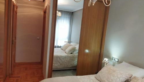 Céntrico apartamento Oviedo Parking y wifi gratuitos Admite mascotas - Foto 4