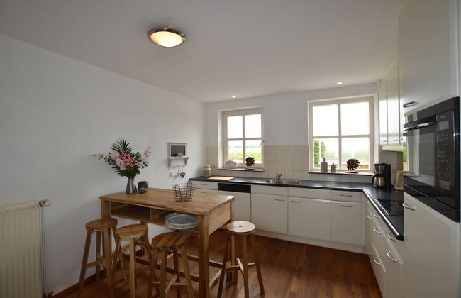 Farmhouse in Elsendorp Near Forest Trails - Foto 9