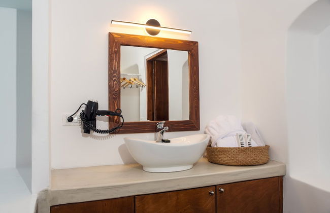 Santorini Luxury Suite w Rooftop Hottub Seaview - Foto 21