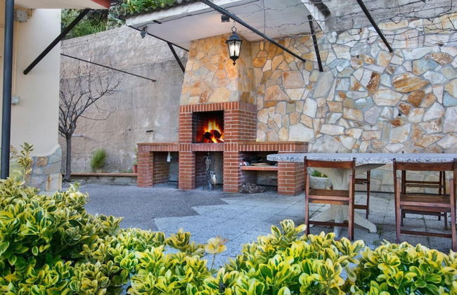 Vila Maer in Blanes With 5 Bedrooms and 2 Bathrooms - Photo 20