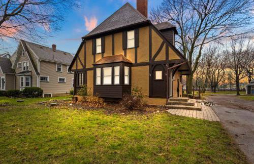 Rochester Gem: 3BR Near All! - Foto 1