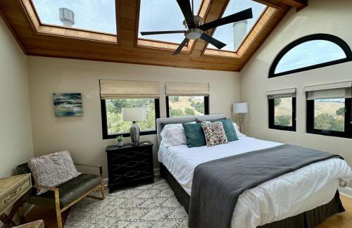 Relax and Rejuvenate- Lafayette Treehouse with Cave Spa, Waterfall, and Incredible Views - Foto 18