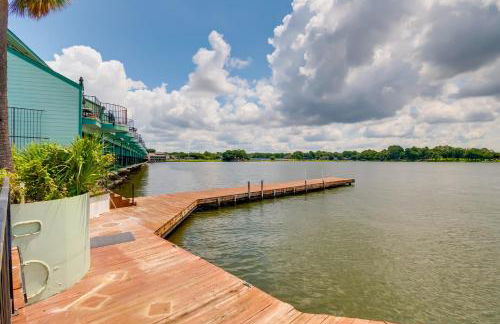 Lake Conroe Condo Balcony, Views and Pool Access! - Photo 24